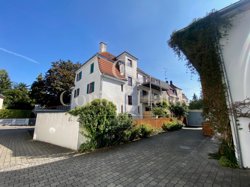 Großzügig geschnittene Maisonette Wohnung in Top-Lage nahe der Wertach in Augsburg-Göggingen